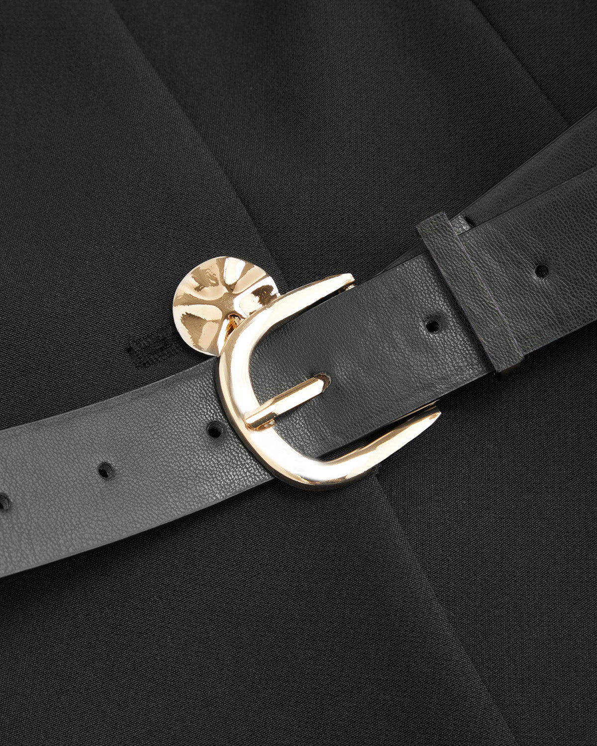 Gold Accent Vest In Black - Image 6