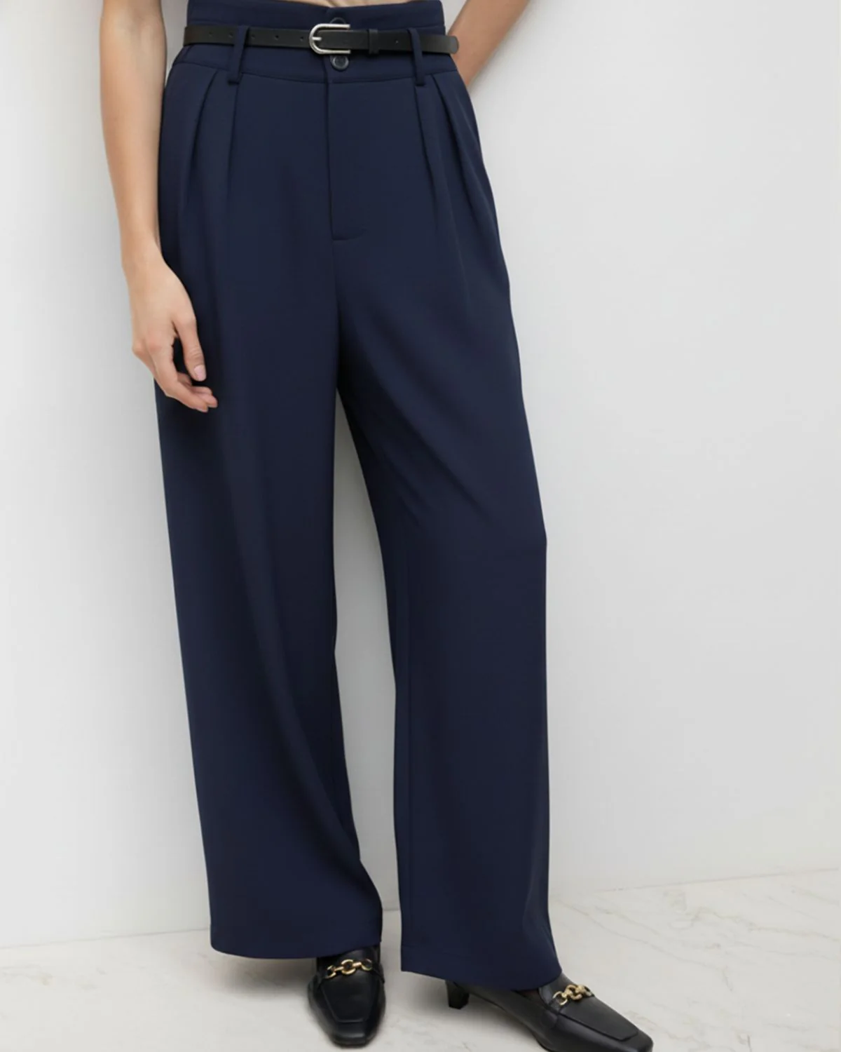Navy Pleated Pants With Belt - Image 3