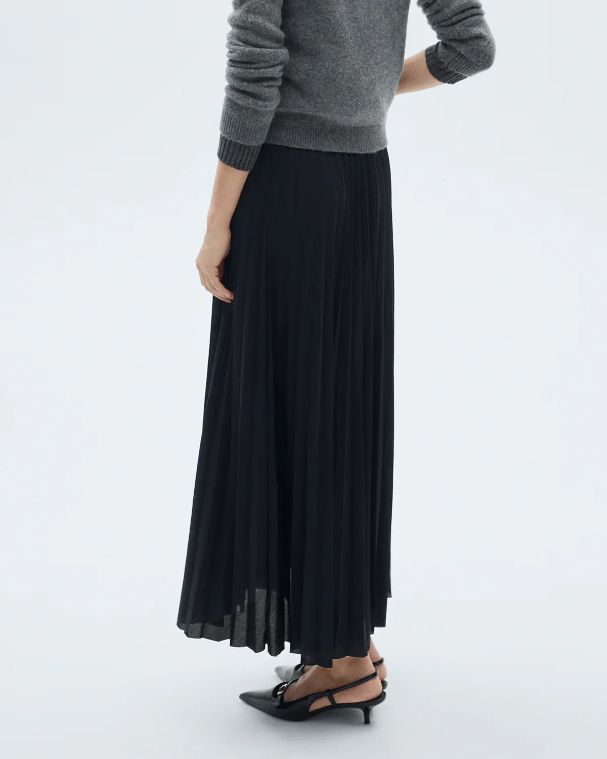 Pleated Black Maxi Skirt - Image 3