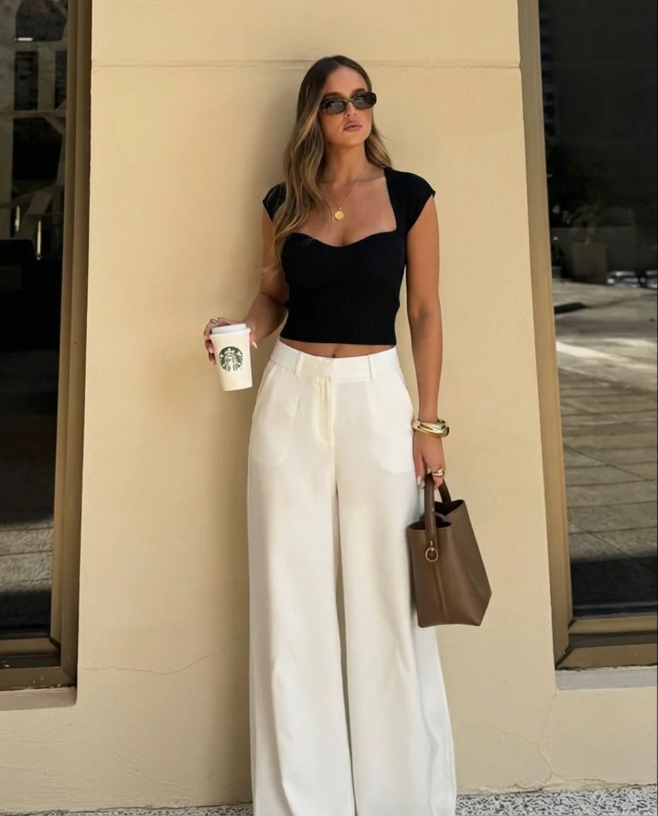 Black Sweetheart Neck Cotton Crop Top - Image 2